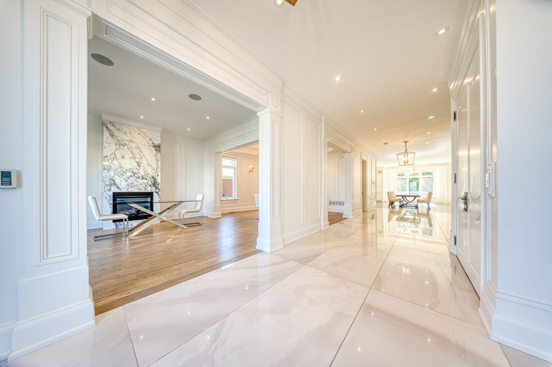 Five-Bedroom Ravine Residence in Bayview Village photo 4