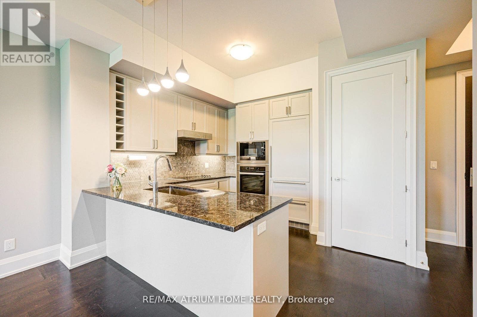 Boutique Suite at The Varley, Unionville photo 2